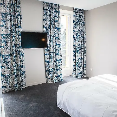 Chateau De Tauzies, The Originals Relais 4*