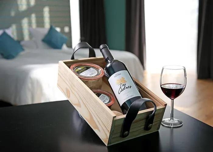 Ξενοδοχείο με διαμερίσματα Chateau De Tauzies, The Originals Relais Gaillac