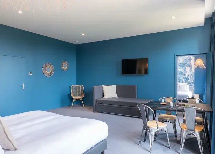 Chateau De Tauzies, The Originals Relais 4*