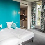 Château De Tauzies, The Originals Relais Aparthotel