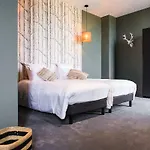 Apartmanhotel Chateau De Tauzies, The Originals Relais