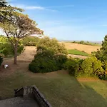 Château De Tauzies, The Originals Relais