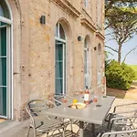 Chateau De Tauzies, The Originals Relais 4* ガイヤック