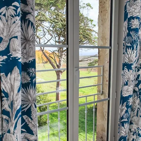 Chateau De Tauzies, The Originals Relais 4*