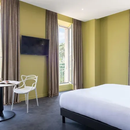 Lejlighedshotel Chateau De Tauzies, The Originals Relais 4*