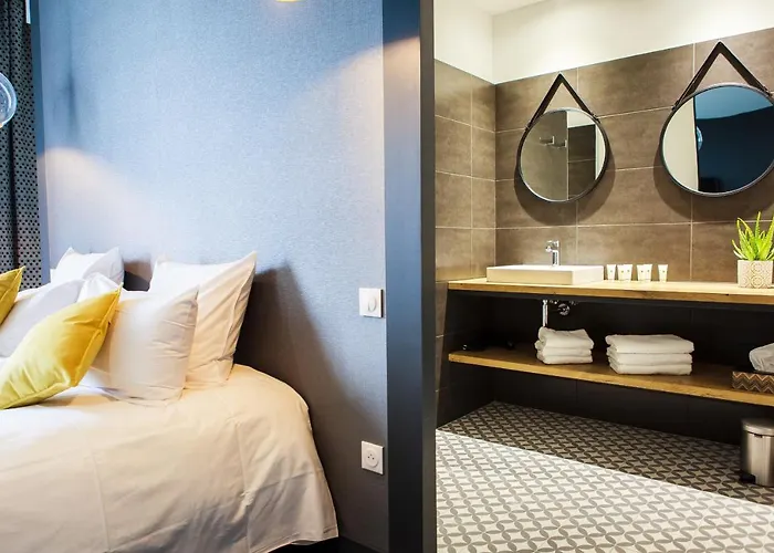 Chateau De Tauzies, The Originals Relais Apart Otel