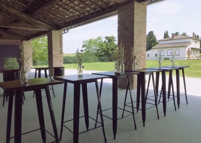 アパートホテル Chateau De Tauzies, The Originals Relais ガイヤック